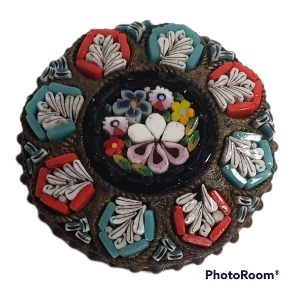 Antique Jewelry - MICRO Mosaic Millefiori Brass Brooch Pin Made in Italy Floral Leaf Wreath